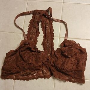 Arie lace bra!